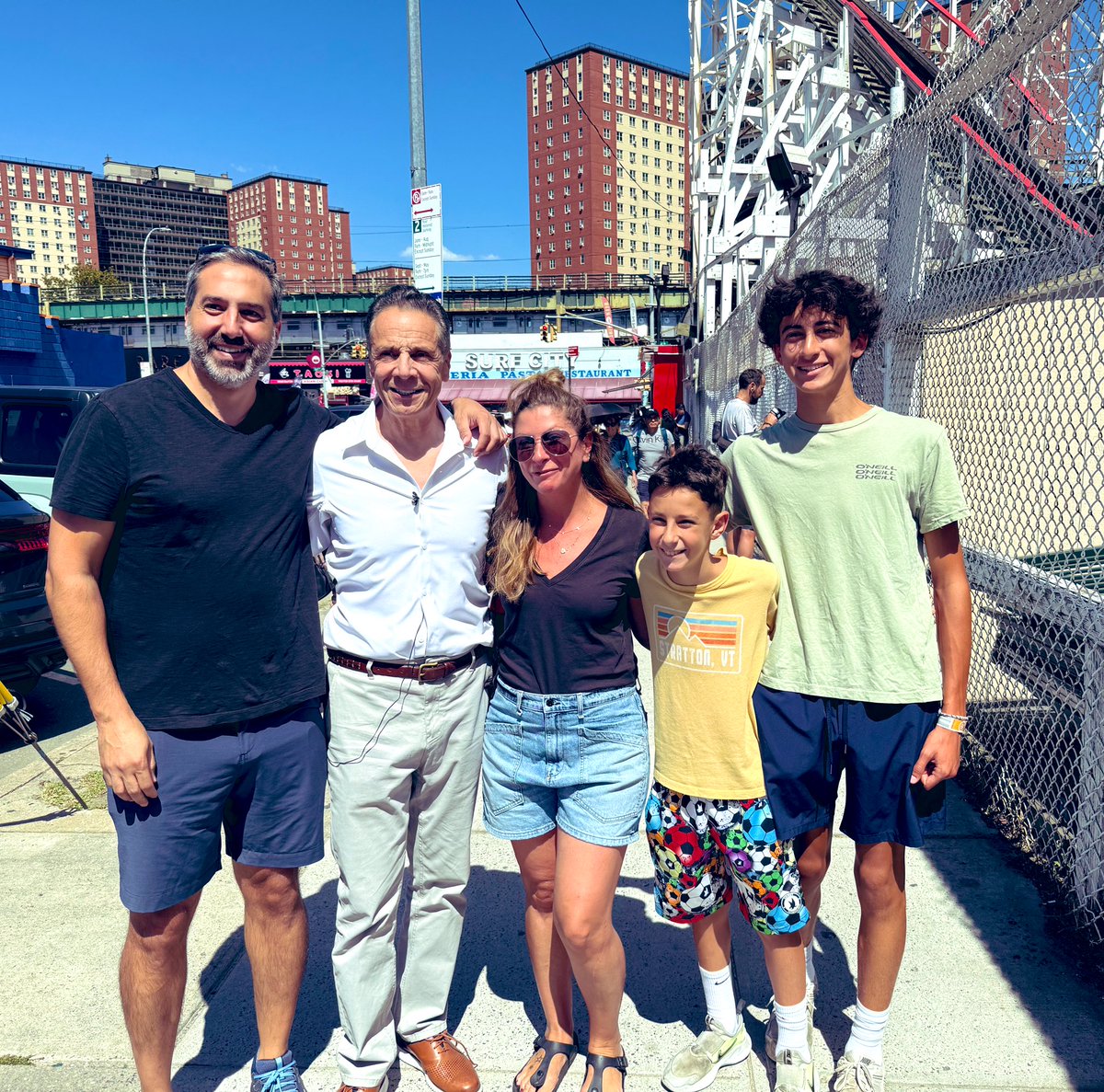 Andrew Cuomo tweet media