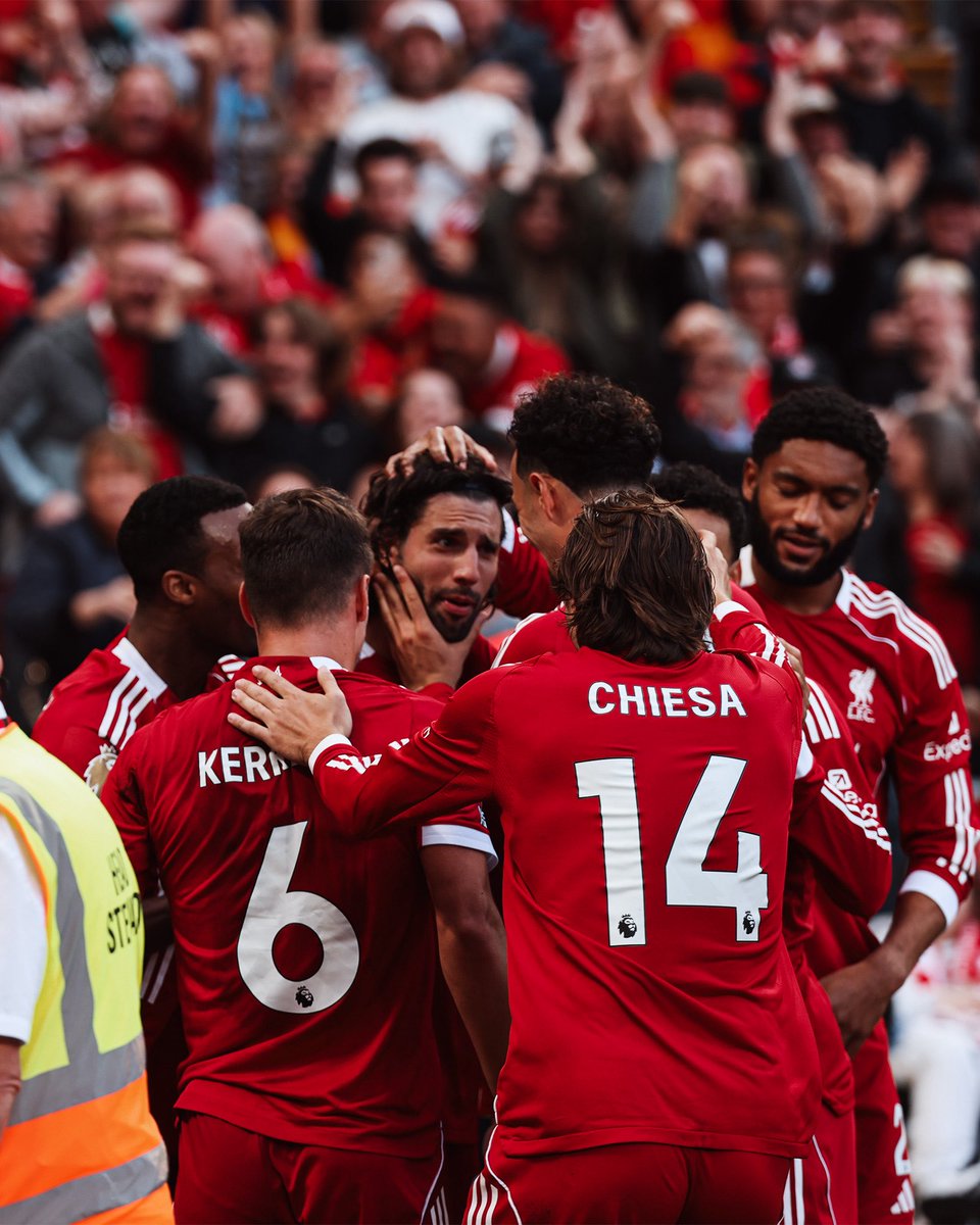 🚨🚨🚨🚨 تــــاريـخــي وللـتاريـــخ 🚨🚨🚨🚨

خسر ليفربول في 3 مباريات فقط خلال آخر (21) مباراة أمام ارسنال في البريميرليغ :

• 10 مباريات فاز ليفربول 

• 8 مباريات انتهت بالتعادل 

• 3 مباريات فاز ارسنال

🤯🤯🤯🤯🤯🤯🤯🤯♥️♥️♥️♥️♥️♥️♥️