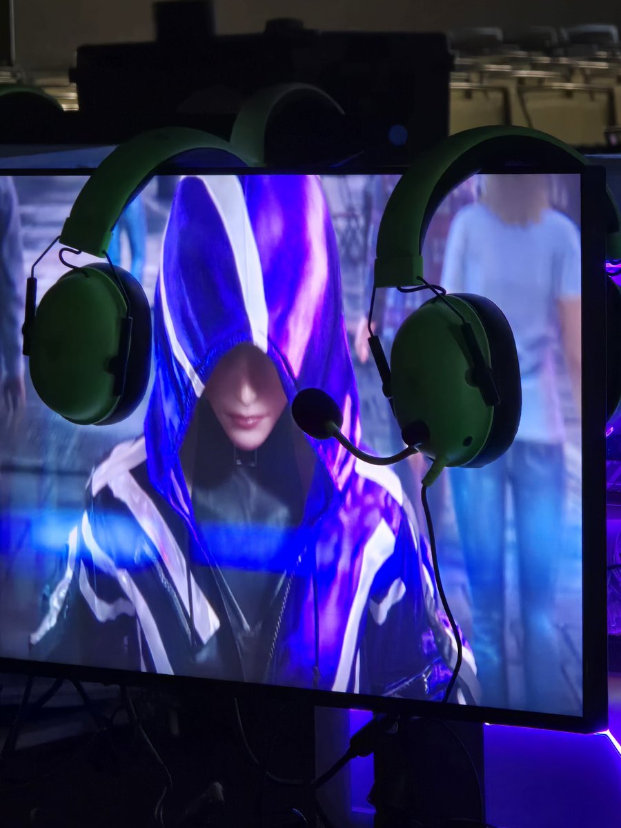 bubblelizard93's tweet image. Here @Razer !