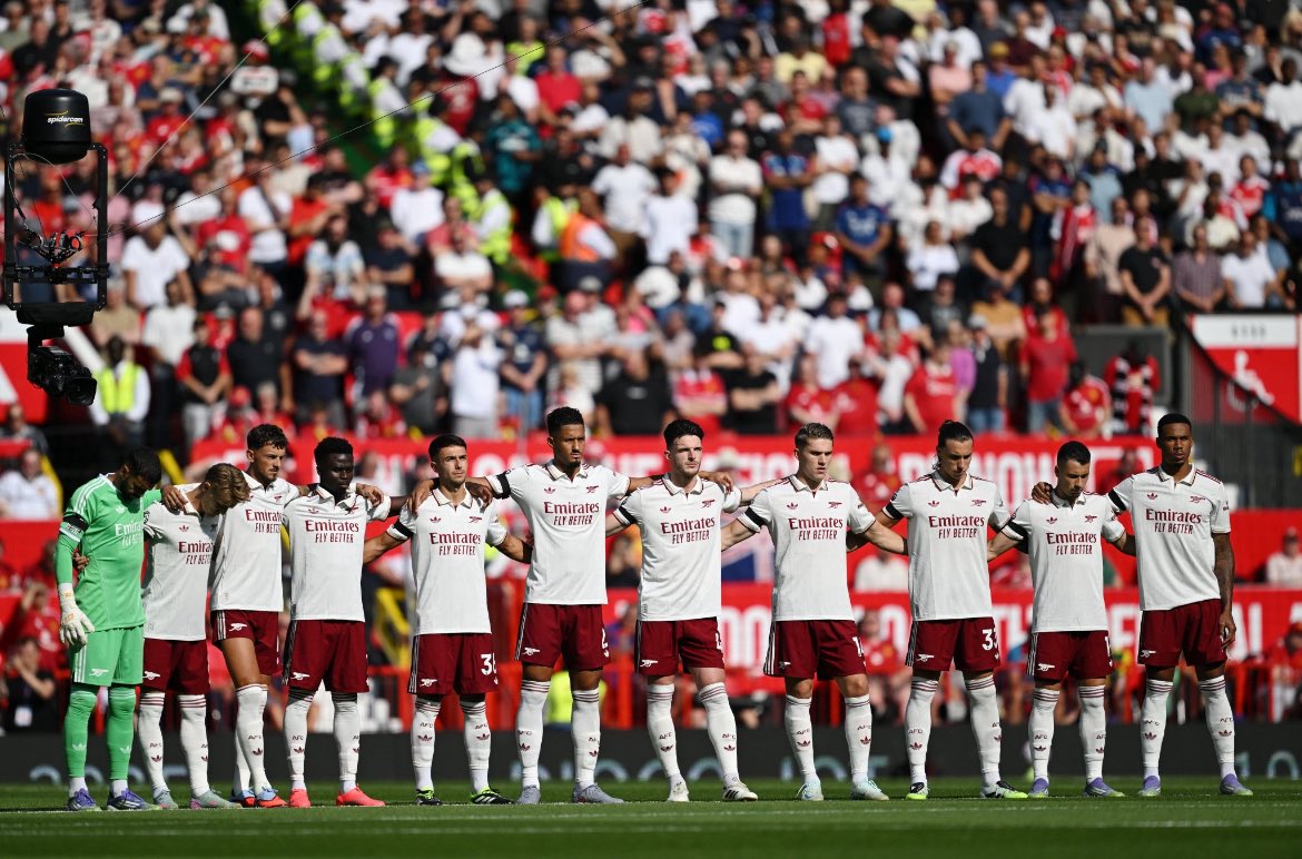 هاردلك رغم الخسارة الغير مُستحه، ارفعوا رؤوسكم يا مدفعجية لدينا فريق ثقيل و قوي، مازلنا في بداية المشوار

كلي ثقة بهذا الفريق و المُدرب و المجموعه، ارسنال سيحقق البريميرليغ .. ثقتي كبيرة❤️