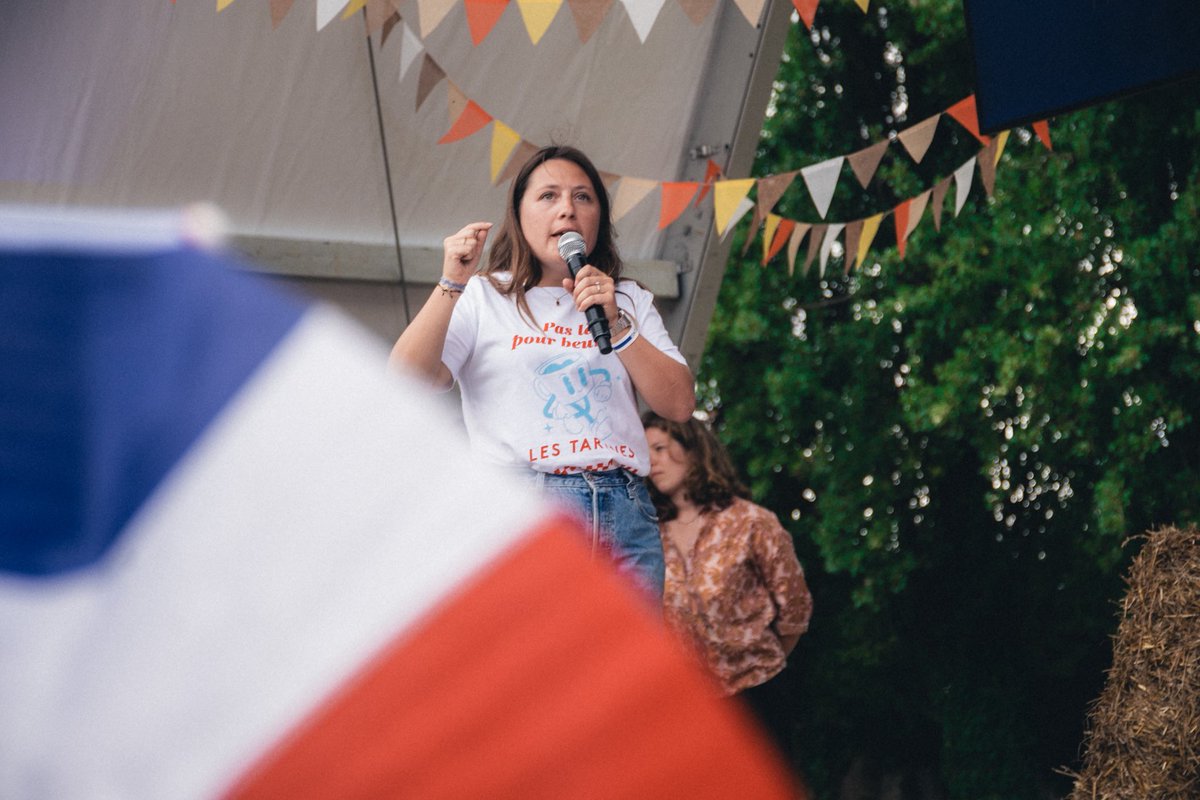 HorizonsJeunes's tweet image. Nous sommes plus de 6 500 jeunes derrière @MarineCazard, mobilisés partout en France.

Chaque jour, nous nous battons pour redonner du sens à la politique, innover dans les idées et faire élire @EPhilippe_LH à la présidence de la République.

La dynamique s’accélère ! #Horidays