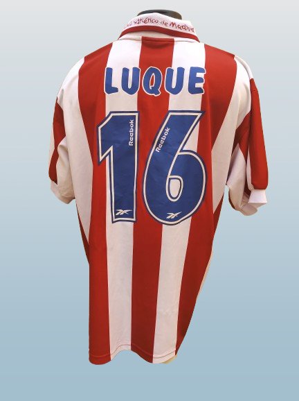 ATMShirts's tweet photo. Camiseta del @Atleti temporada 00/01 del primer año en el "Infierno" usada por #Luque último modelo de @Reebok #ATMShirtsCollection https://t.co/gyfra7fECL