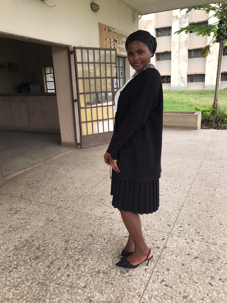 _DebbieOA's tweet image. Na who born this fine geh😍 @M_o_r_n_a