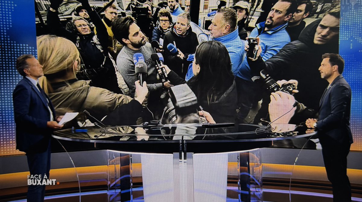MR tweet media