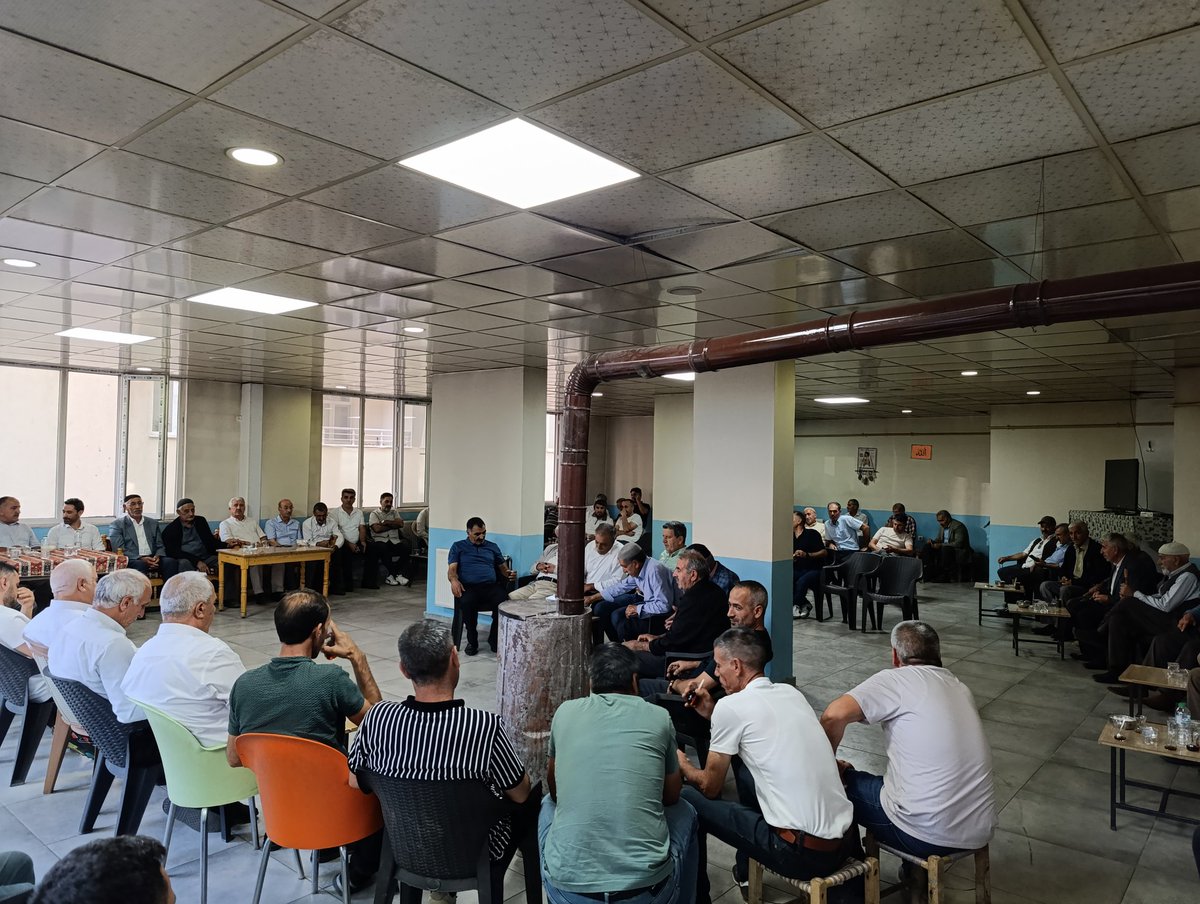 Mensubu olmaktan onur duyduğum köyüm, Seyfander sosyal yardımlaşma ve dayanışma derneğinin Solhan ilçe temsilciliğini çoşku ile açtık. İlçemize, bölgemize ve  ilimize  hayırlı olmasını diliyorum. Solhan ilçe temsilcisi Erdal Polat ve yönetimine teşekkür eder başarılar diliyorum.