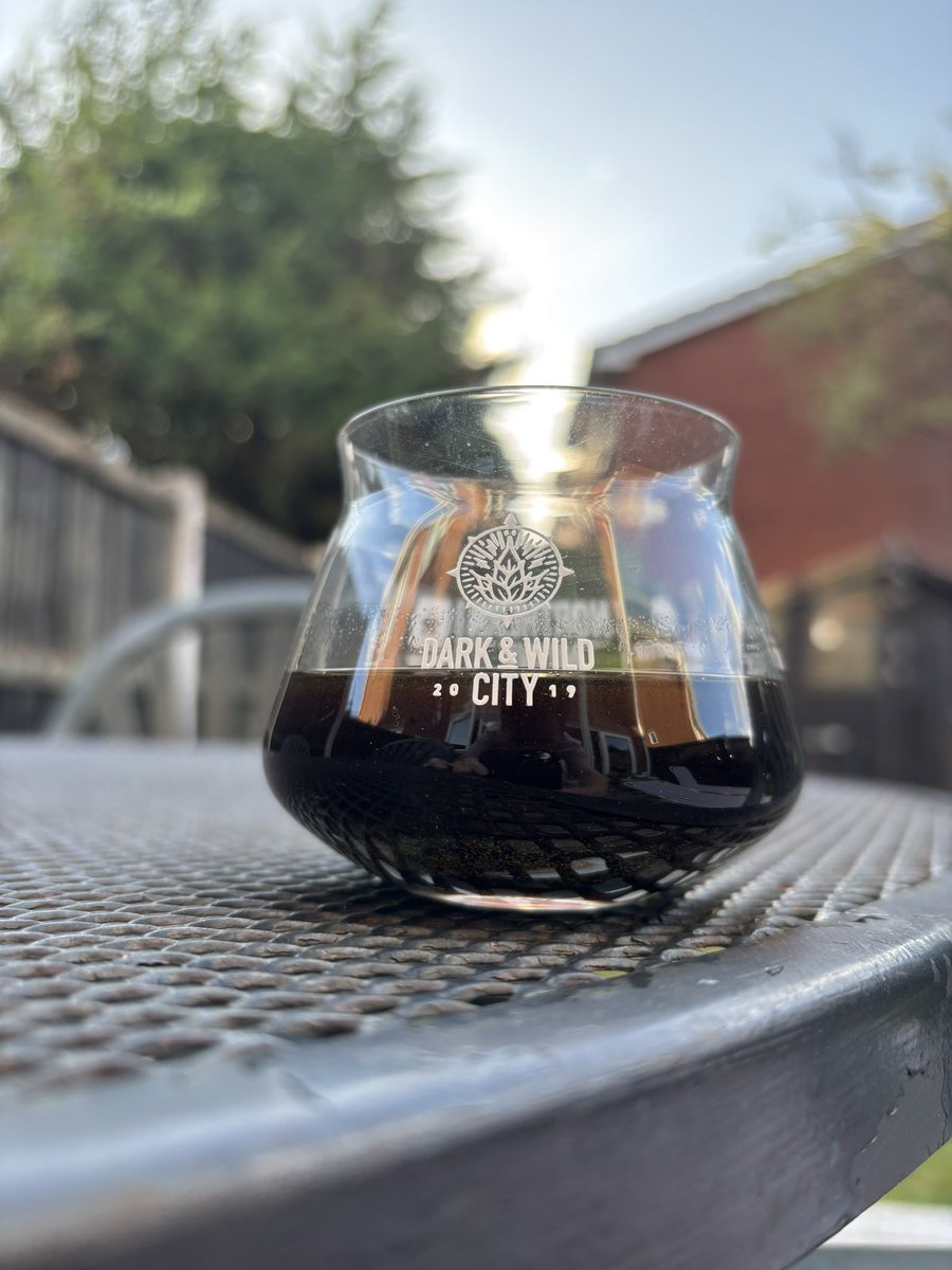 Cracking brew day. 

Thought I’d have a go at one of my favourite styles, the Irish extra stout. Should have something around 6.5% in a few weeks time. 

Thanks to <a href="/Geterbrewed/">Get 'er Brewed</a>’s super speedy malt delivery and Malt Miller’s brilliant brew kettle. Super easy brew day.