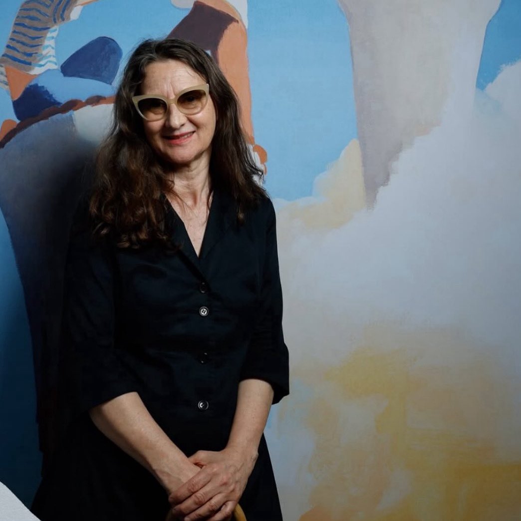 Lucrecia Martel ha estrenado en <a href="/la_Biennale/">La Biennale di Venezia</a> su primer documental: NUESTRA TIERRA (Chocobar). Estamos muy emocionadas porque las reacciones han sido bastante positivas y es un tema del cual se debe de hablar hoy más que nunca. 

Ya queremos verlo ✨✨<a href="/SomosPiano/">PIANO</a>