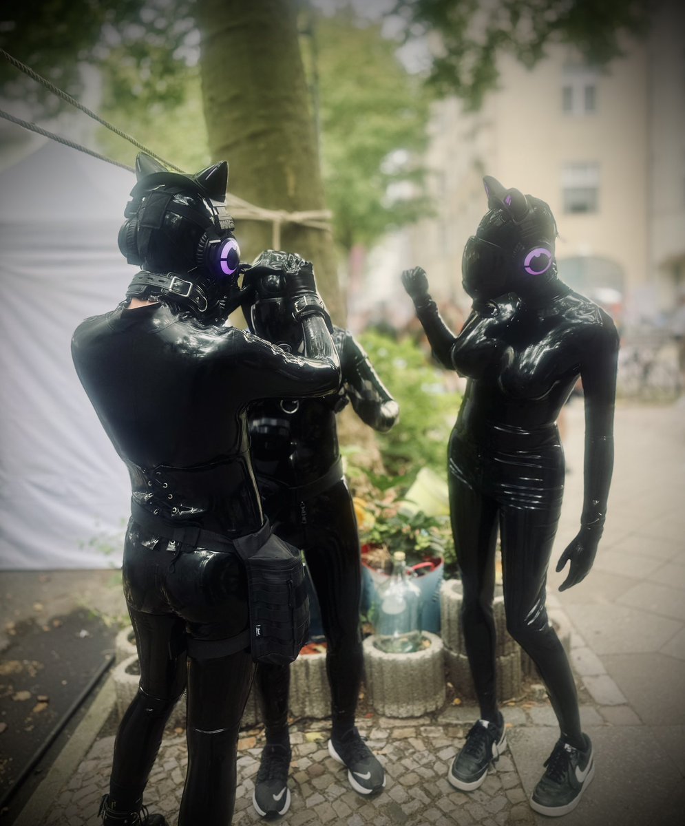 The Duct Gecko / Drone :: 5724 tweet media