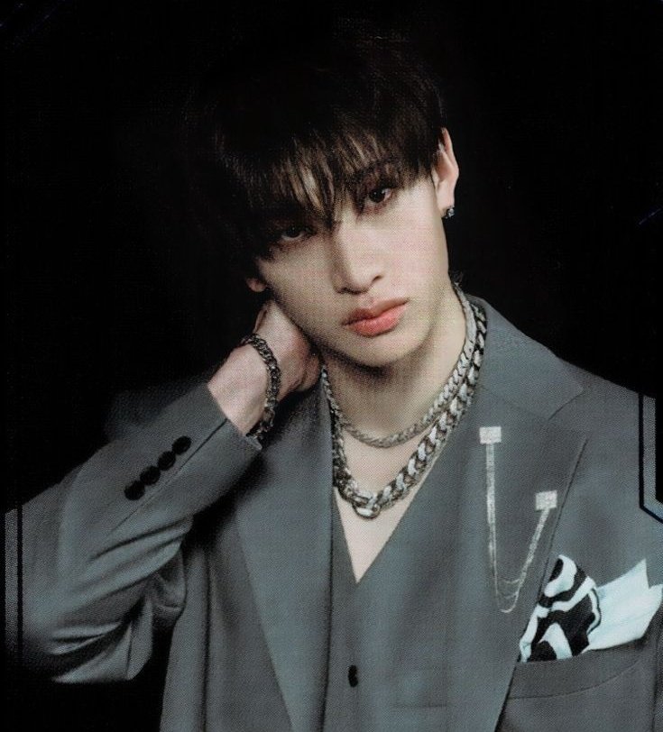 sunggoii's tweet photo. AU chanmin  |  endgame

seungm!n rechazó a cada uno de sus pretendientes y su nombre se llenó de rumores.
chr!s era conocido por conquistar a quién quisiera, nadie podría resistirse.

una apuesta los involucra a ambos: tenía tres meses para enamorarlo. https://t.co/nkIKPFGFrg