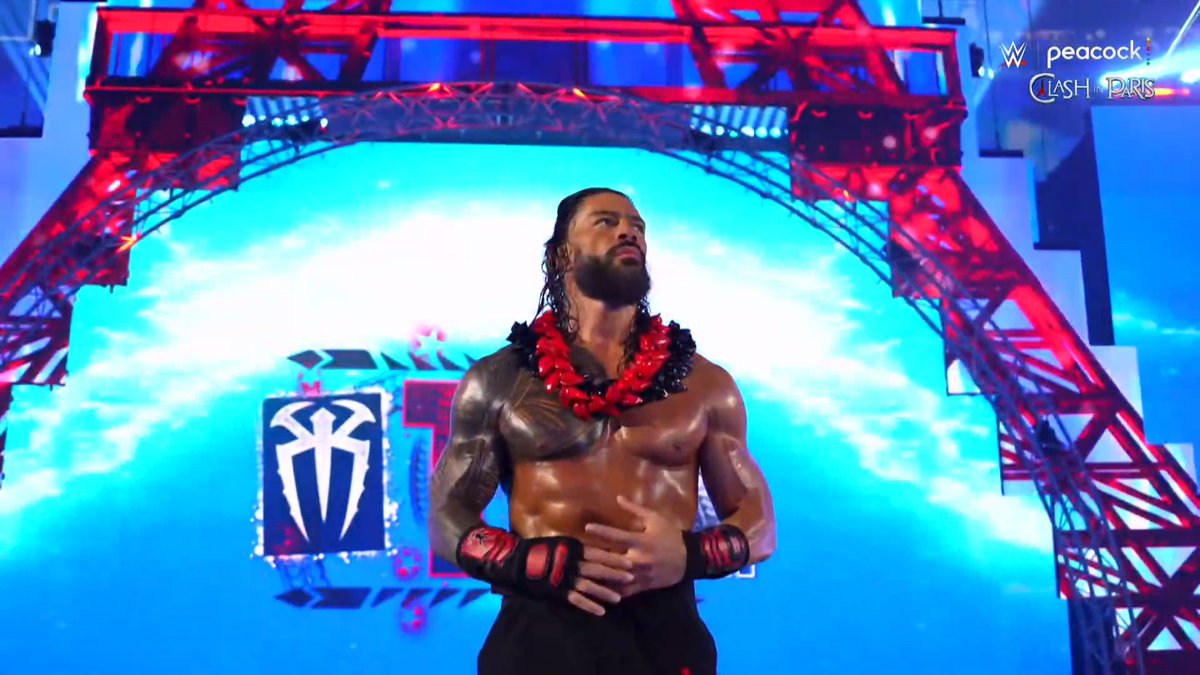 RomanRSource's tweet image. #RomanReigns #RomanEmpire #TheOTC #OTC #HeadoftheTable #WWE #ClashinParis