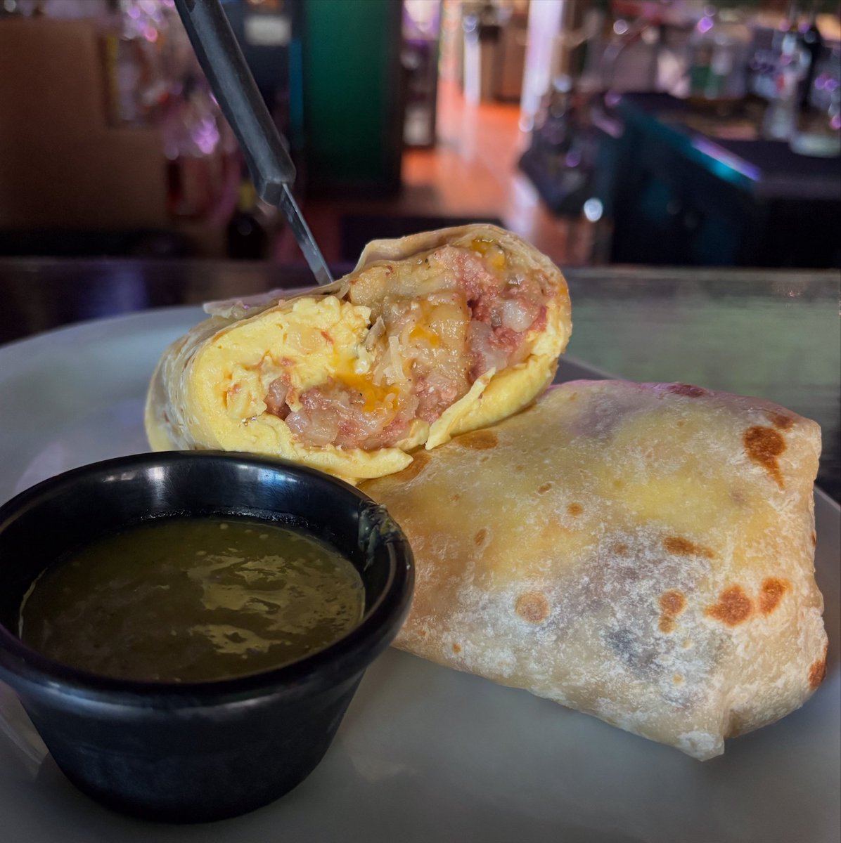 jonathan_shen7's tweet photo. A taste of the good old days. ๐๐ฏ #happysunday #sundaymood #sendmebacksunday #cornedbeefhash #breakfastburrito https://t.co/wuNFYNHjIz