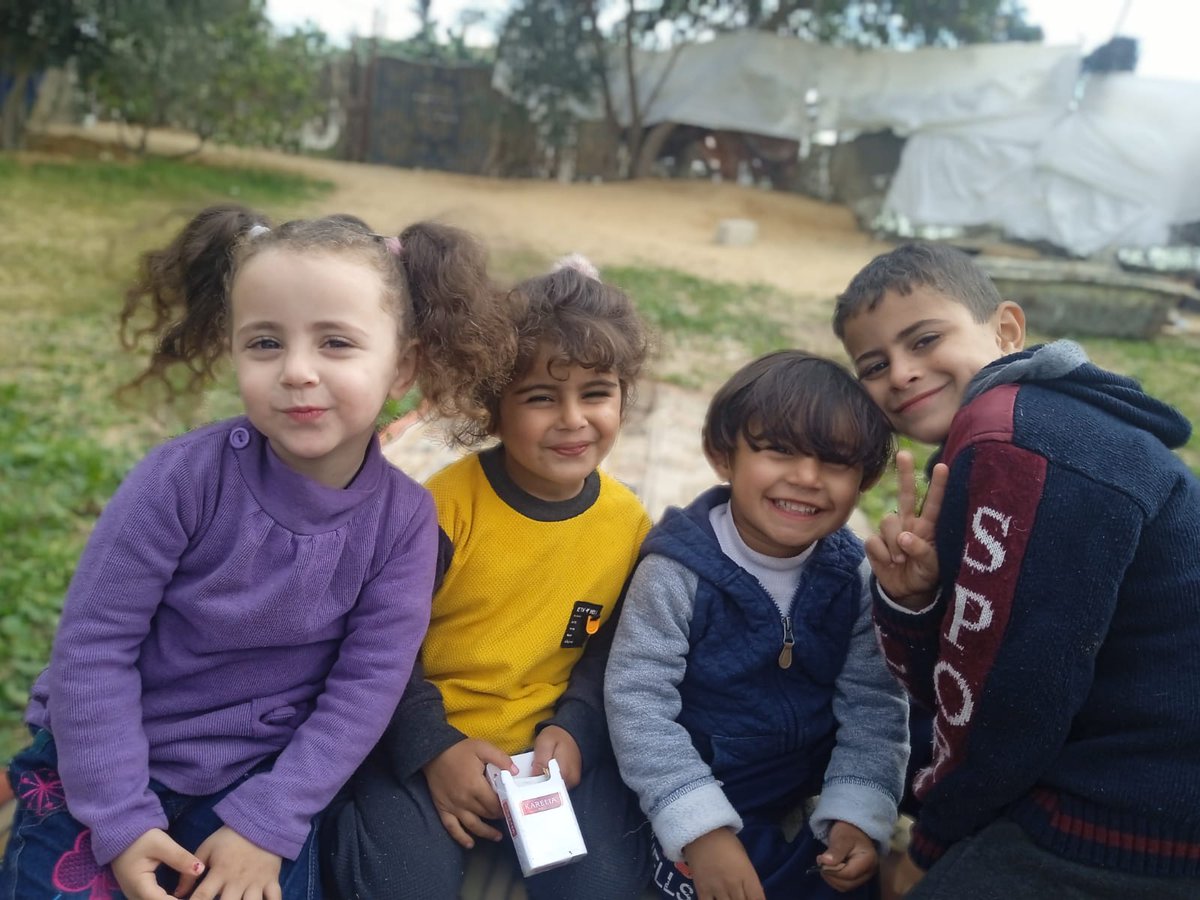 💔 "My children are homeless and foodless... Be their support."

🙏🌹 "With your generosity, I can put a smile on my hungry child's face."

🙏Please my children need your support🙏.
🙏 Please support my children, even if it is just a little, please 🙏

chuffed.org/project/132014…