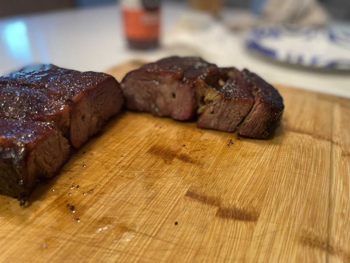 DrCPhD1's tweet image. Turned out to be my best chuck Roast.  Was very tende and juicy.  Used @TurnBucklBBQ @TurnBuckl Jugo as the  binder, real good 💪 👊