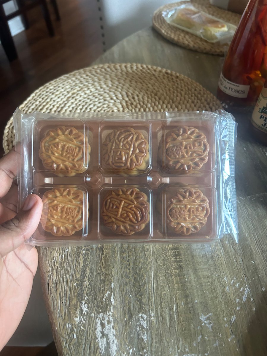 On todays episode of impulse H-Mart buys