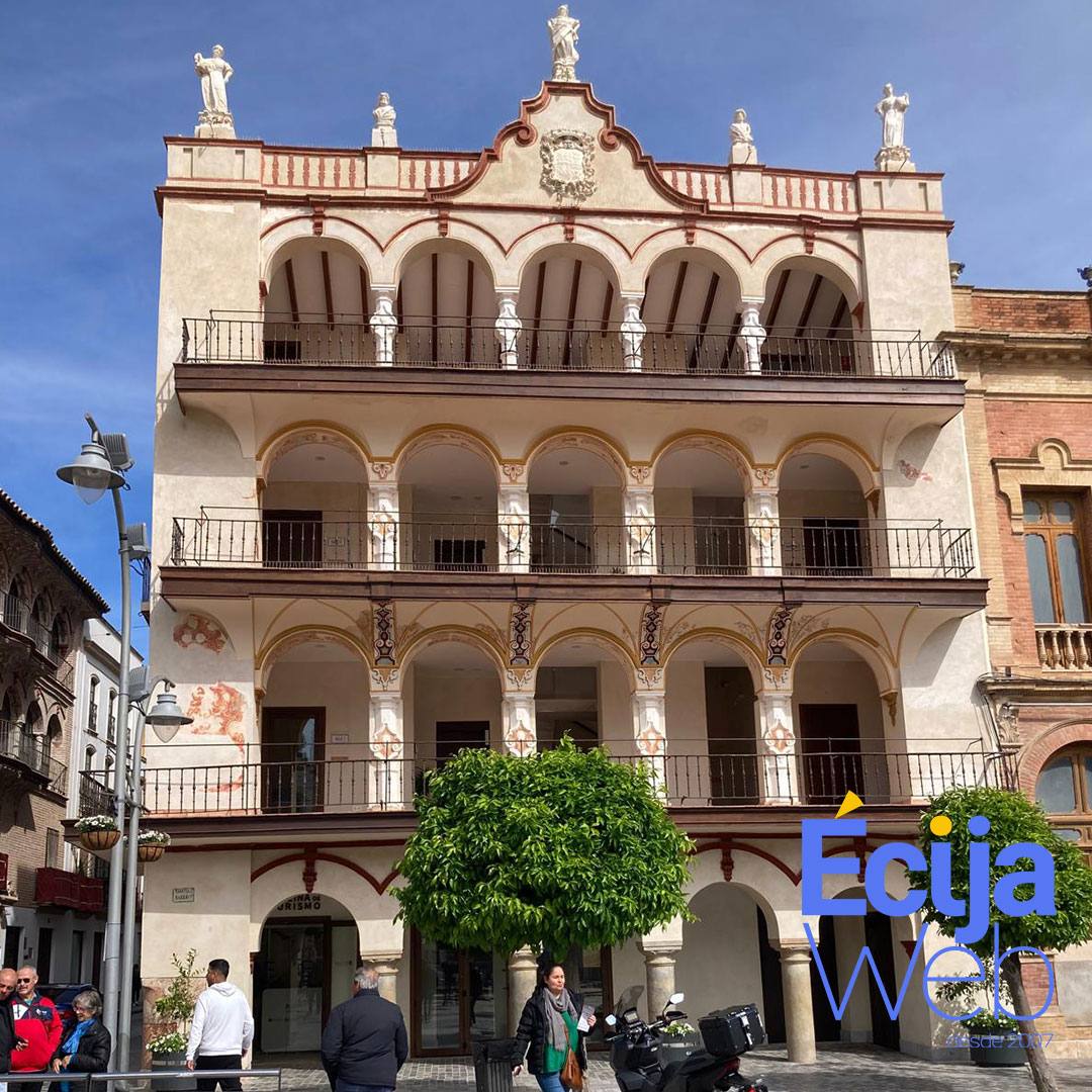 Buenos días desde #Ecija . Comienza el mes de #septiembre y entramos en la recta final del año. Para hoy la previsión es de máximas de 30ºC y mínimas de 16ºC. Cielos poco nubosos. #FelizLunes
