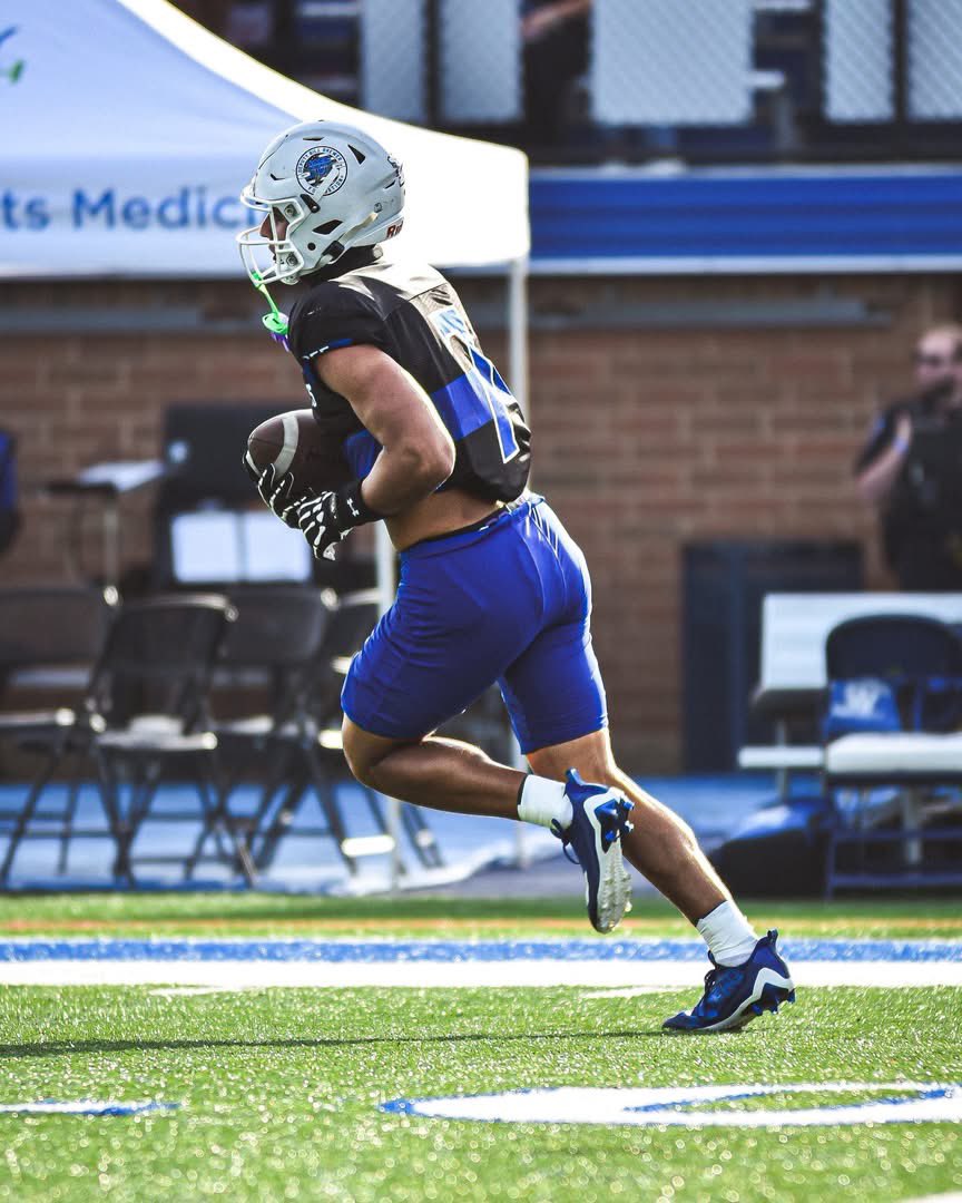 Gray Robinson (2027 ATH) (@grayrobinsonsr) on Twitter photo Few photos from week 2, 2-0
<a href="/Coach_RWright/">Robert Wright</a> <a href="/coachtfogg/">Tyshon Fogg</a> <a href="/Coach_2CAP/">Tommy Caporale</a> <a href="/BlaineLKMiller/">Blaine L Kauhiohoakaokalani Miller</a> <a href="/CoachWatkCUSE/">Charles Watkins</a> <a href="/CoachNixon_Cuse/">Jeff Nixon</a> <a href="/CoachNunz/">Nunzio Campanile</a> Few photos from week 2, 2-0
<a href="/Coach_RWright/">Robert Wright</a> <a href="/coachtfogg/">Tyshon Fogg</a> <a href="/Coach_2CAP/">Tommy Caporale</a> <a href="/BlaineLKMiller/">Blaine L Kauhiohoakaokalani Miller</a> <a href="/CoachWatkCUSE/">Charles Watkins</a> <a href="/CoachNixon_Cuse/">Jeff Nixon</a> <a href="/CoachNunz/">Nunzio Campanile</a>