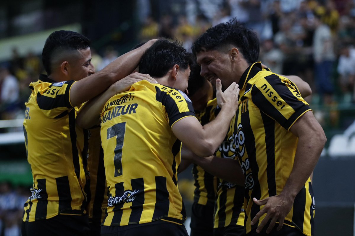 Tuvieron que pasar 1.433 días para que Guaraní vuelva a liderar en solitario tras la fecha 10 de la primera rueda del campeonato

Derlis Rodríguez registra 5 goles y 1 asistencia en 10 partidos con Guaraní, siendo el máximo goleador del club en este Clausura y superando a Iván