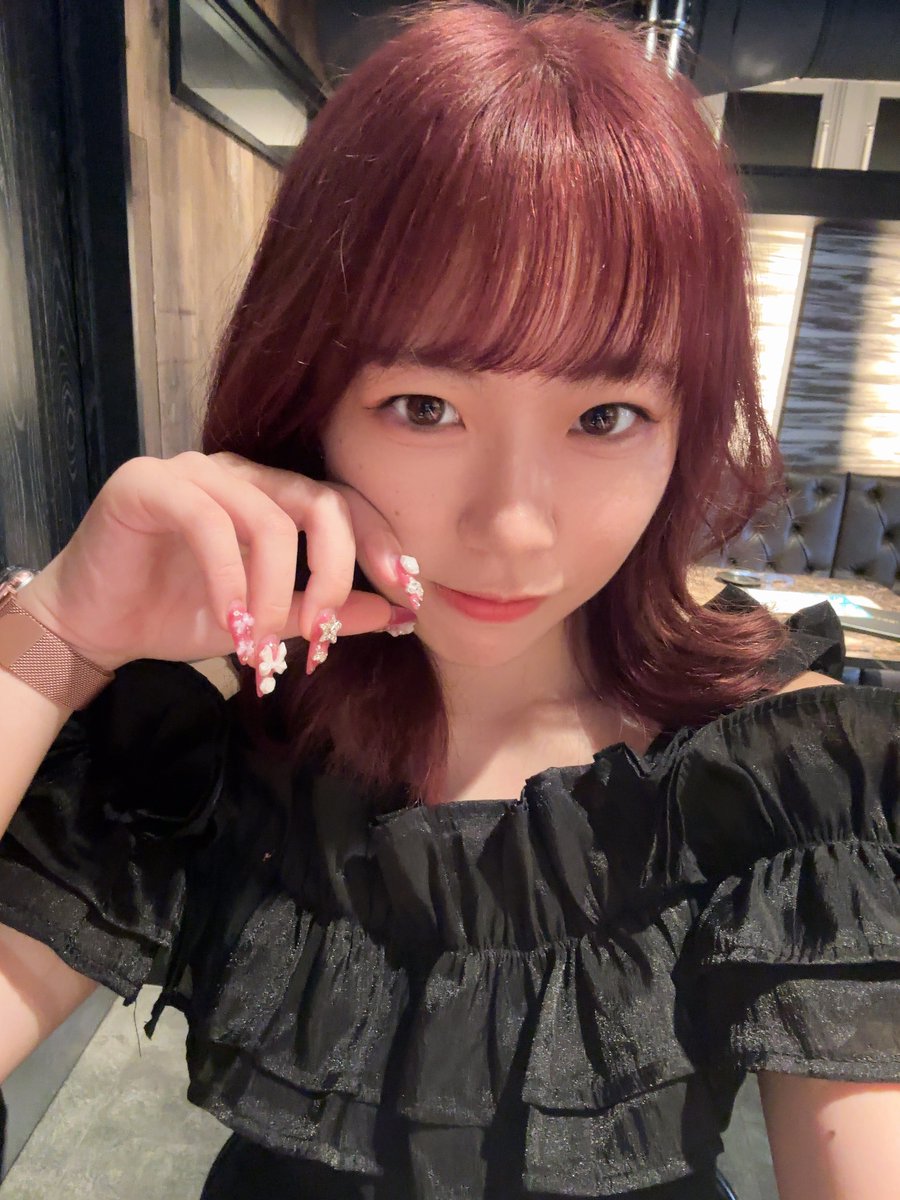 おはゆい〜🎀

9月始まった〜！！！
今月もよろしくね( ˙ᵕ˙ 🙏)

今週の予定🗓
2日 19:00-.21:00-
3日 19:00-.21:00-
4日 19:00-.21:00-
5日 りあさん生誕祭💚
6日 17:00-.19:00-
        (21:00- は特典会のみ)