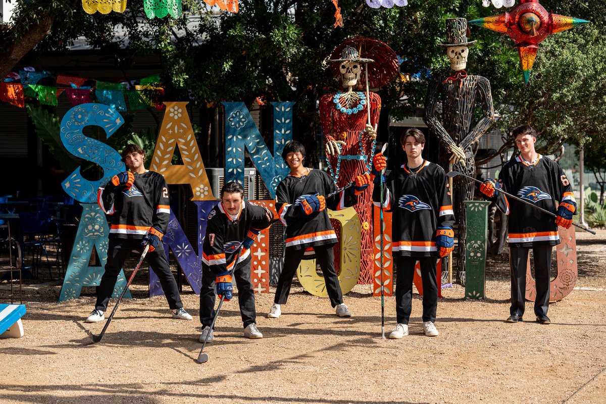 birdsuphockey's tweet photo. OUR BLACK ALTERNATES ARE HERE 🔥🏒 

Inspired by San Antonio’s culture, these jerseys celebrate the 210. Available 9/8–9/22 via @XjerseysU 

Don’t miss your chance to own a piece of UTSA Hockey history! Debuting at our home opener vs Texas Tech 9/12, 7:30 PM! 🤙 https://t.co/CcopXmcllu