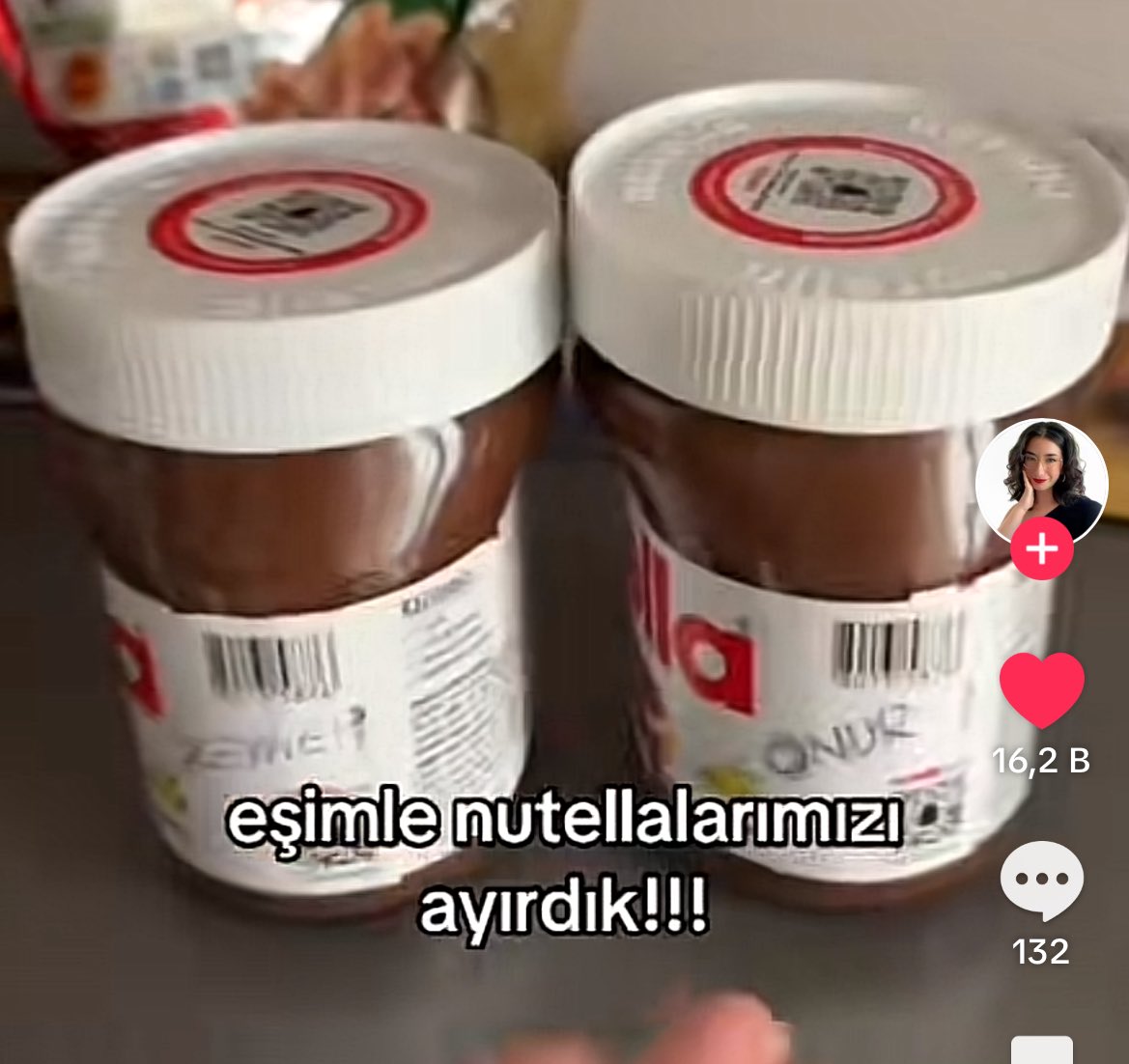 var mısın benimle bu aşkı yaşamaya