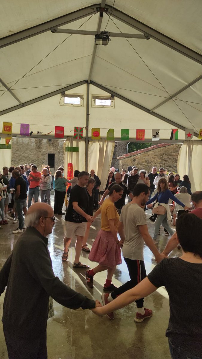 Oso gustora #leotz-eko jaietan!!!
Muy agusto en las fiestas de #Leoz