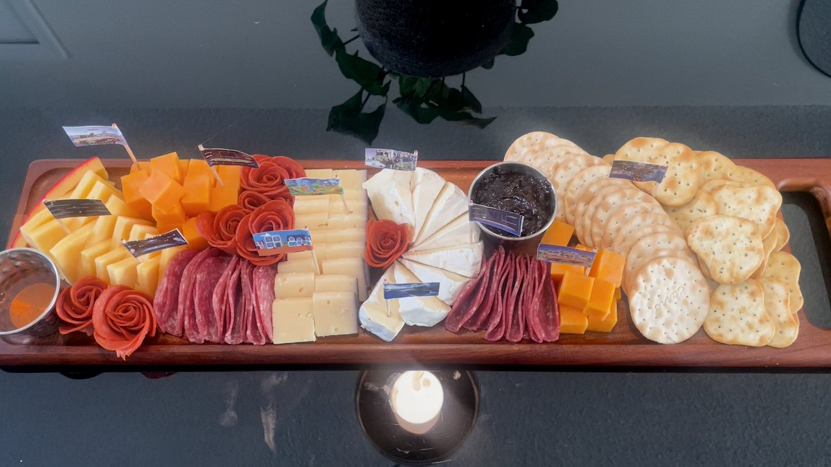 No new video this month. Decided to abandon the 1 video a month goal cause I wanted to push myself to do new shit and give myself time to try things. So uh, next video might be a bit weird lol.