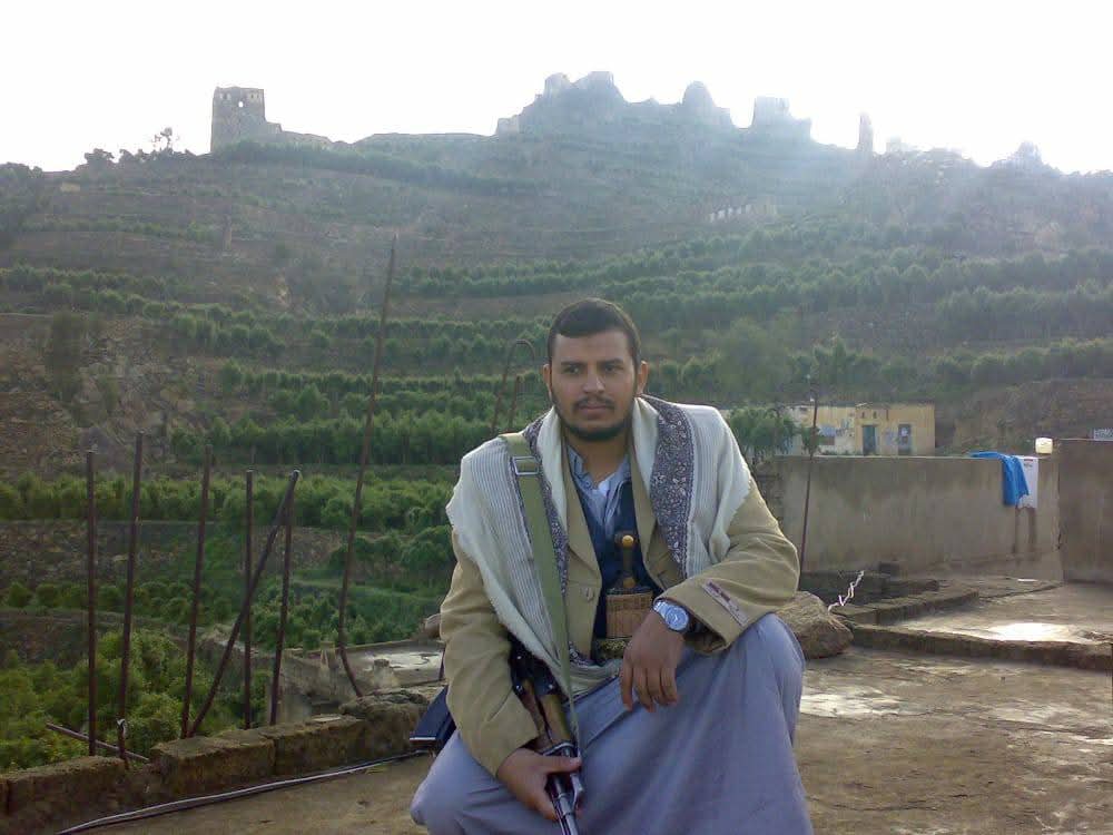 Hossamdermaj's tweet image. 🛑 #المسيرة_عاجل | اللواء الغماري :🔻
 ستسمعون في القريب العاجل وتشاهدون ما تقر به أعينكم ويشفي صدوركم✌️