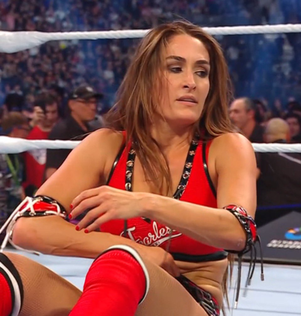 TwistedJohnX's tweet photo. the way you could tell nikki was a little disappointed, i really hope she doesn’t  beat herself up for her performance 😕

#WWEClash https://t.co/QKBkOnOBbo