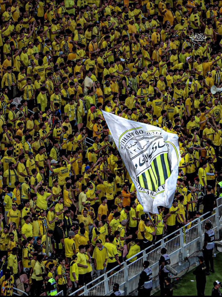 🚨🚨🚨🚨 عــــاجــــل 🚨🚨🚨🚨

هاشتاق متداول من جمهور الاتحاد! 💛🖤

#الجمهور_يريد_صفقات_ياسندي1