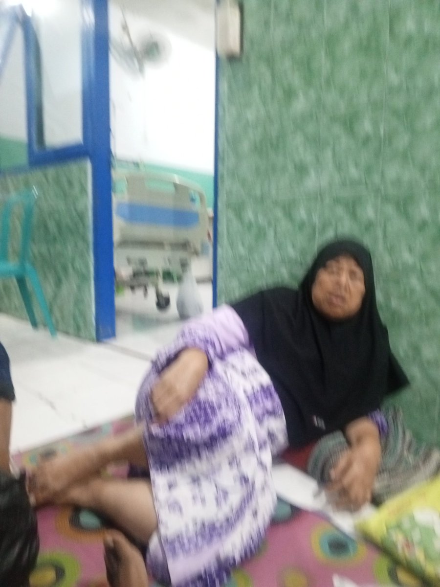 Sek nunggoni Mak mertua