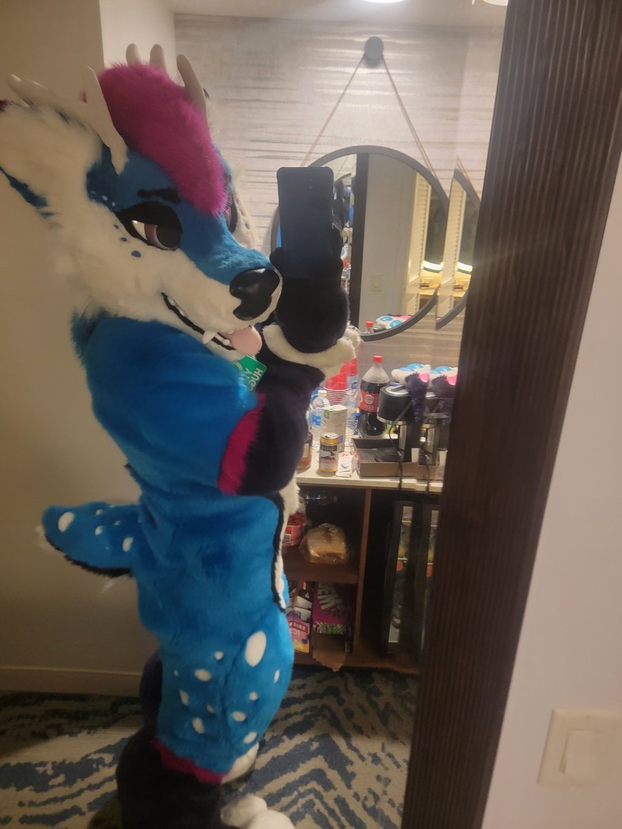 Time to suit! Don't be afraid to say hey!