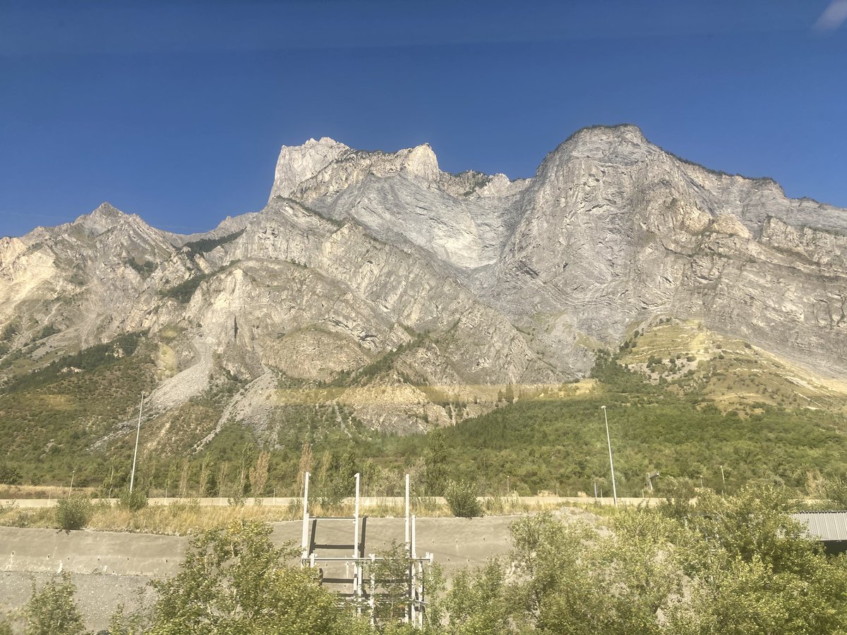 Genevieve Edwards tweet media