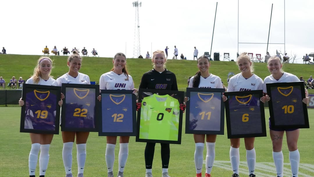 We’re not crying, you are 🥹

Congrats to our 2025 senior class!

#EverLoyal | #1UNI