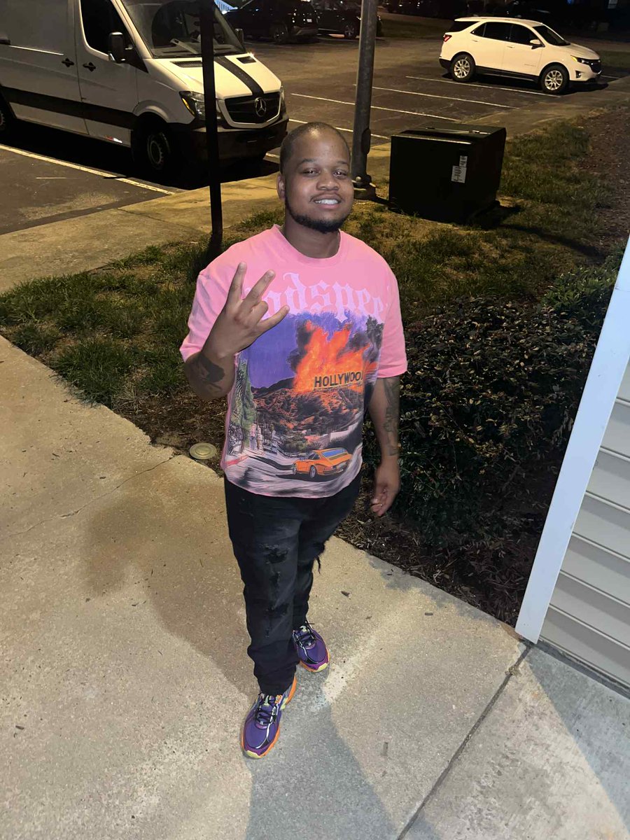 tygotsteez's tweet photo. 💔 https://t.co/gWVIArxpw2