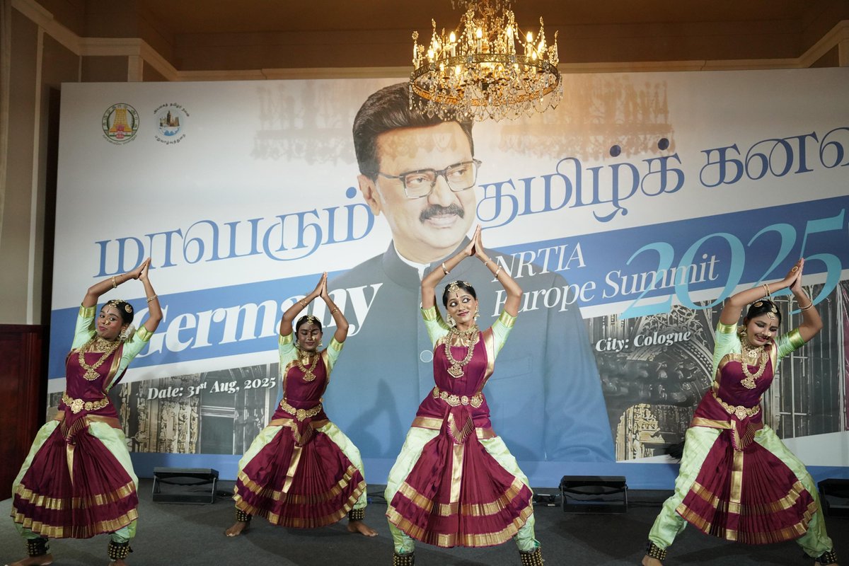 mkstalin's tweet image. வேர்களை மறக்காத ஜெர்மனி நாட்டுத் தமிழ் உறவுகள் அடைந்துள்ள உயரம் கண்டு உள்ளம் பூரித்தேன். அவர்கள் அளித்த வரவேற்பின் ஆரவாரத்தில் அகம் குளிர்ந்தேன்.

தமிழ்நாட்டுக்கு வாருங்கள், நமது #DravidianModel அரசு அமைத்து வரும் தமிழர் தொன்மையின் பண்பாட்டுச் சின்னங்களைக் காணுங்கள்!

உங்கள்…