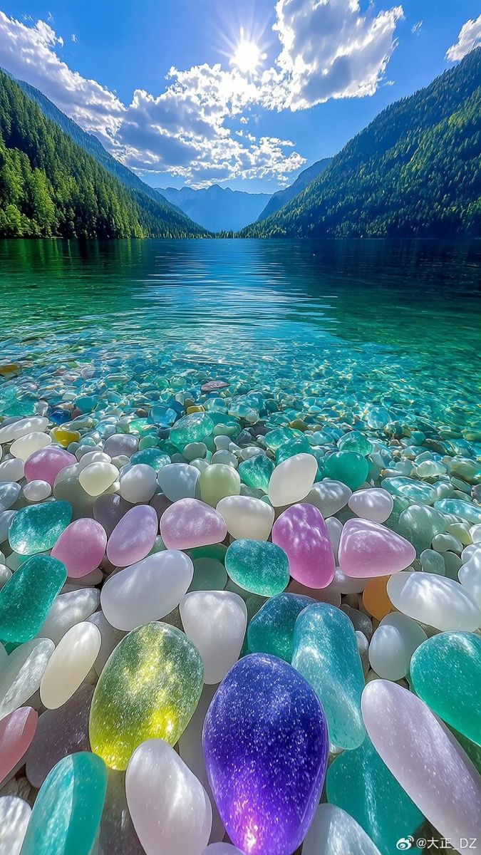 Solithra's tweet image. 