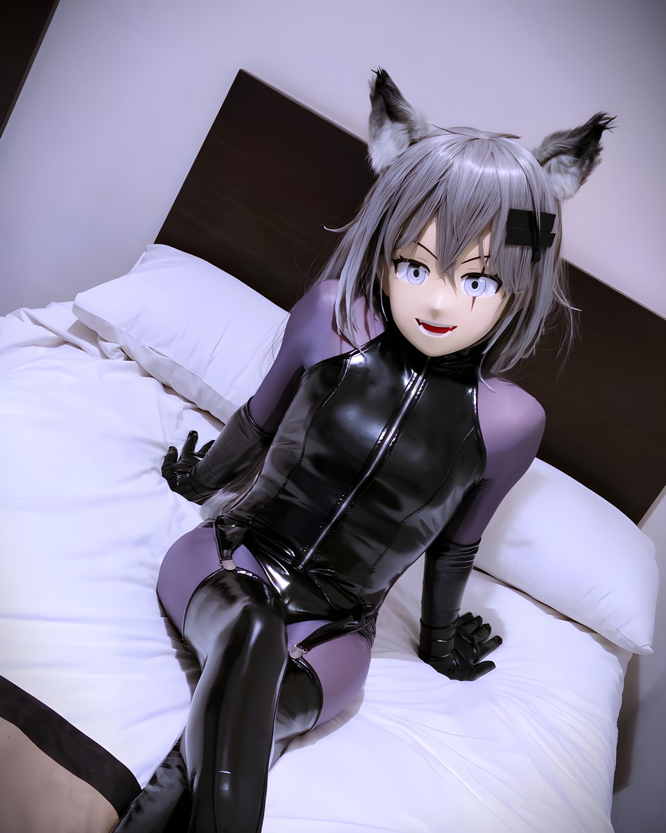 Its good to be back on bed (｡-‿-｡)💤☁️

#kigurumi #着ぐるみ