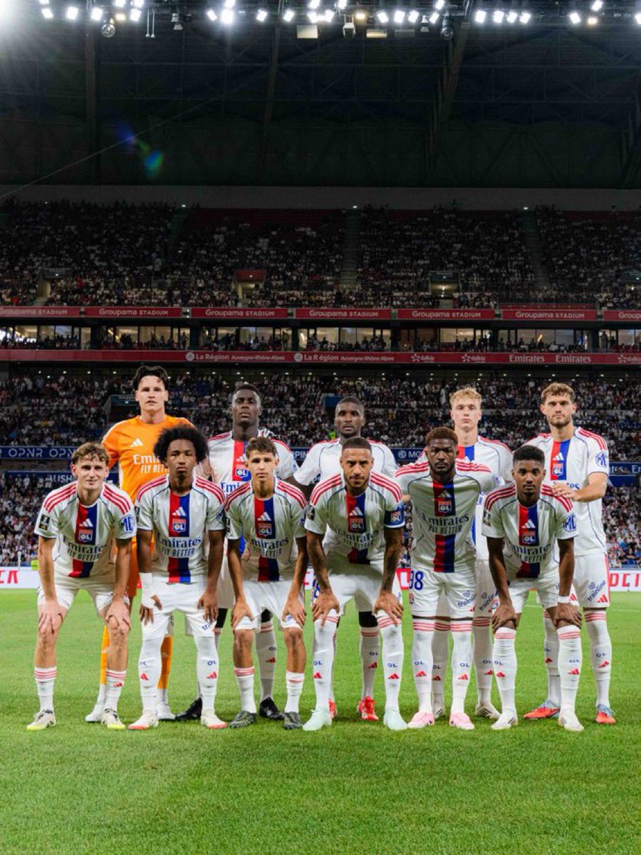 FansGones 🦁 tweet media