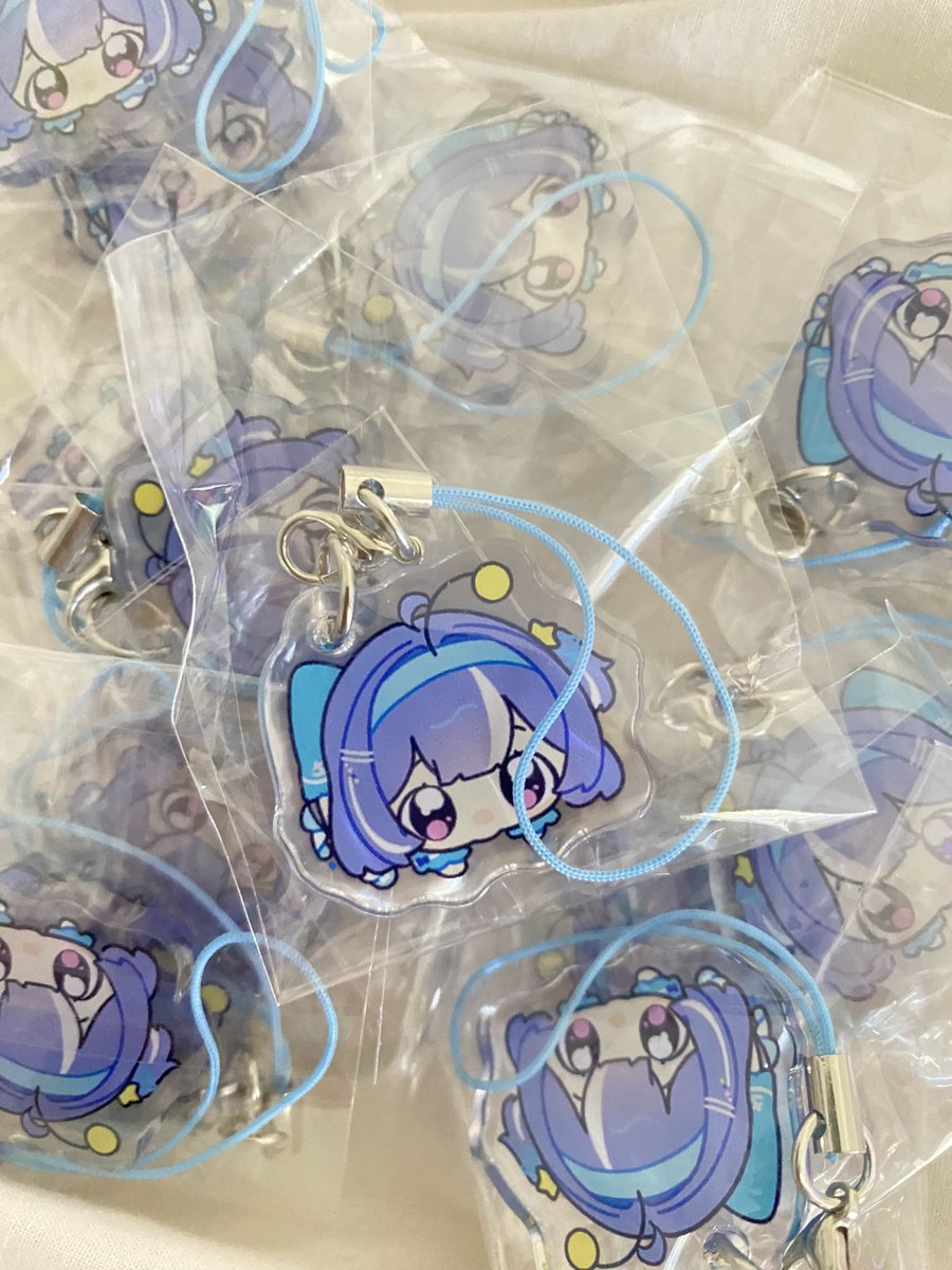 fourty πͺΌπ«§π« (@fromfourty) on Twitter photo β£οΈ Giveaway!
I will be giving away 2 Bocchi the Rock (Nijika Ijichi + Ryo Yamada)! keychains + 1 Fourty Pien phone charm thanks to <a href="/AndrewGG__/">andrew π»π³</a> sponsoring one!
- Retweet + like!
- You must be comfortable sending me your address!
- USA only (for now)!
Ends on Tuesday (9/2/25). β£οΈ Giveaway!
I will be giving away 2 Bocchi the Rock (Nijika Ijichi + Ryo Yamada)! keychains + 1 Fourty Pien phone charm thanks to <a href="/AndrewGG__/">andrew π»π³</a> sponsoring one!
- Retweet + like!
- You must be comfortable sending me your address!
- USA only (for now)!
Ends on Tuesday (9/2/25).
