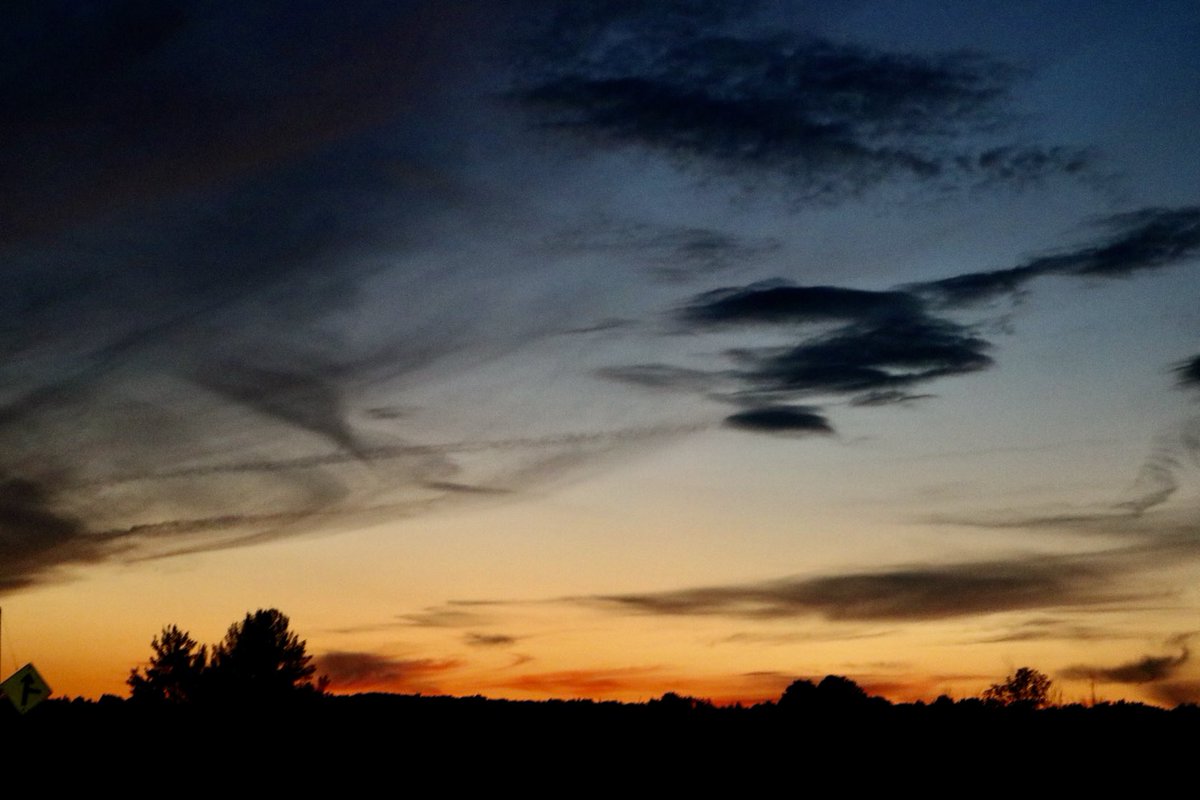 Moody sunset in Niagara.