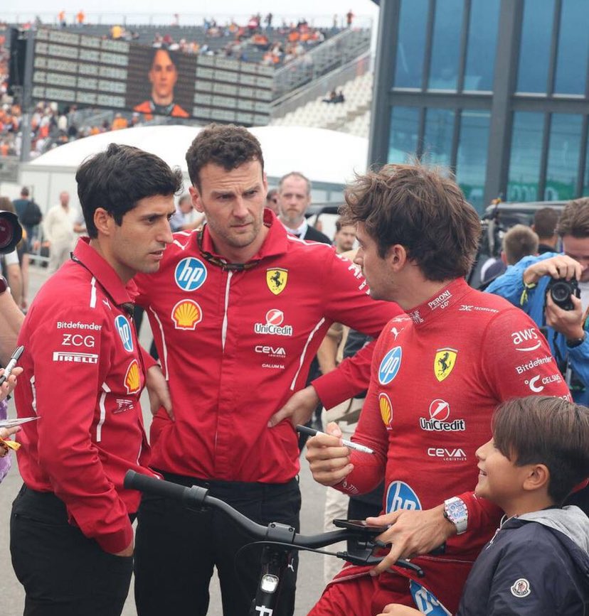 Bryan, Callum and Charles with their serious/worried expressions meanwhile the kid is just happy to meet charles 😭