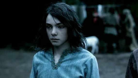cwlegaciesbra's tweet photo. Imagina ser tão esquecido que sua mãe traz todos os seus irmãos de volta a vida e nem pensa em você. 

Henrik Mikaelson… https://t.co/Wl4BjRF4Bi