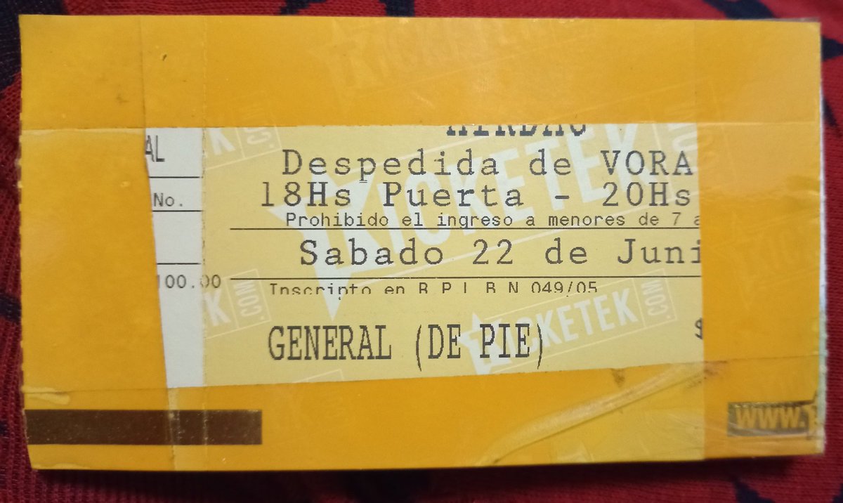 Somos pocos los que tenemos esta entrada. La mejor noche en vorterix! 
22/06/2013