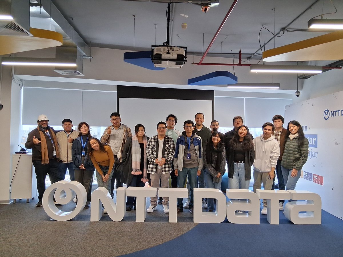 EthereumLima's tweet image. ¡El poder de la colaboración! 🤝Gracias a todos los que se unieron para crear algo increíble en el #alephHackathon.¡Vamos a seguir adelante! 🚀 #EtheriumLima #Hackathon #Innovación