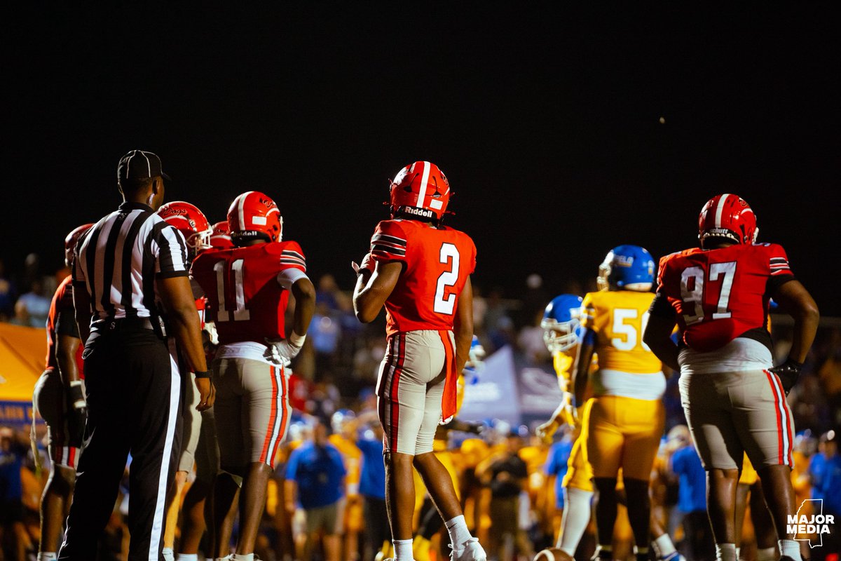 Tupelo Highlights! 10 tackles ! 1 target 1 catch 2pt conversion!! <a href="/Coach_Drew1/">Andrew Watson</a> <a href="/wyattrogers13/">Wyatt Rogers♠️</a> <a href="/FredStewart50/">Frederick Stewart</a> <a href="/coach_tko/">Coach Davis</a> <a href="/JGonzalesJr10/">Julio Gonzales Jr.</a> <a href="/PaulJonesOn3/">Paul Jones</a> <a href="/coachjayhughes_/">Jay Hughes</a> <a href="/TomLoy247/">Tom Loy</a> <a href="/adamgorney/">Adam Gorney</a> <a href="/JButler_210/">Josh Butler</a> <a href="/BrandonBulldogs/">Brandon Bulldog Athletics</a> <a href="/Andrew_Ivins/">Andrew Ivins</a> #MonsterTech 

hudl.com/v/2SY978