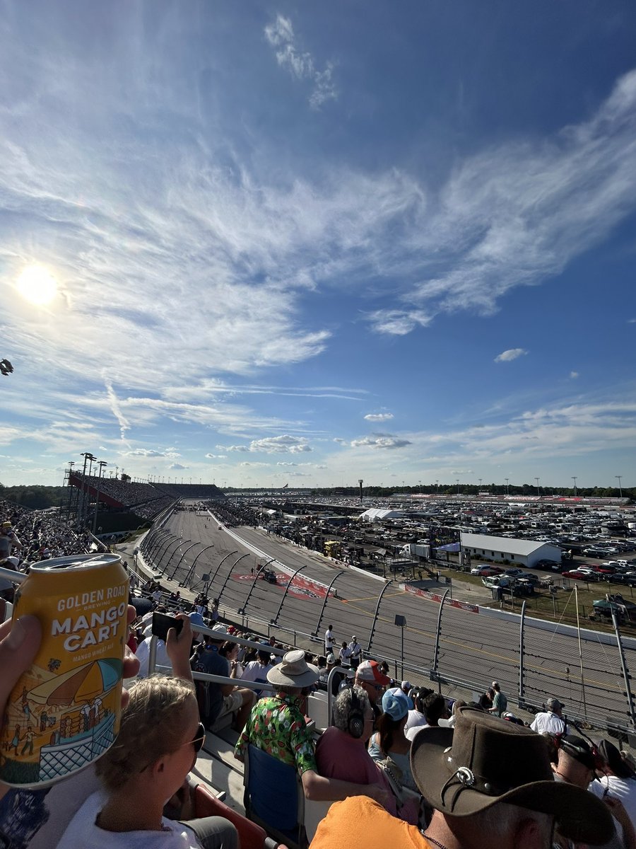 First time at Darlington <a href="/gridlessgraphic/">Justin Forbes</a> <a href="/JarrettTallmad1/">Jarrett Tallmadge</a>. The view is 1:1 with c fixed btw <a href="/tyhelselracing/">Tyler helsel</a>