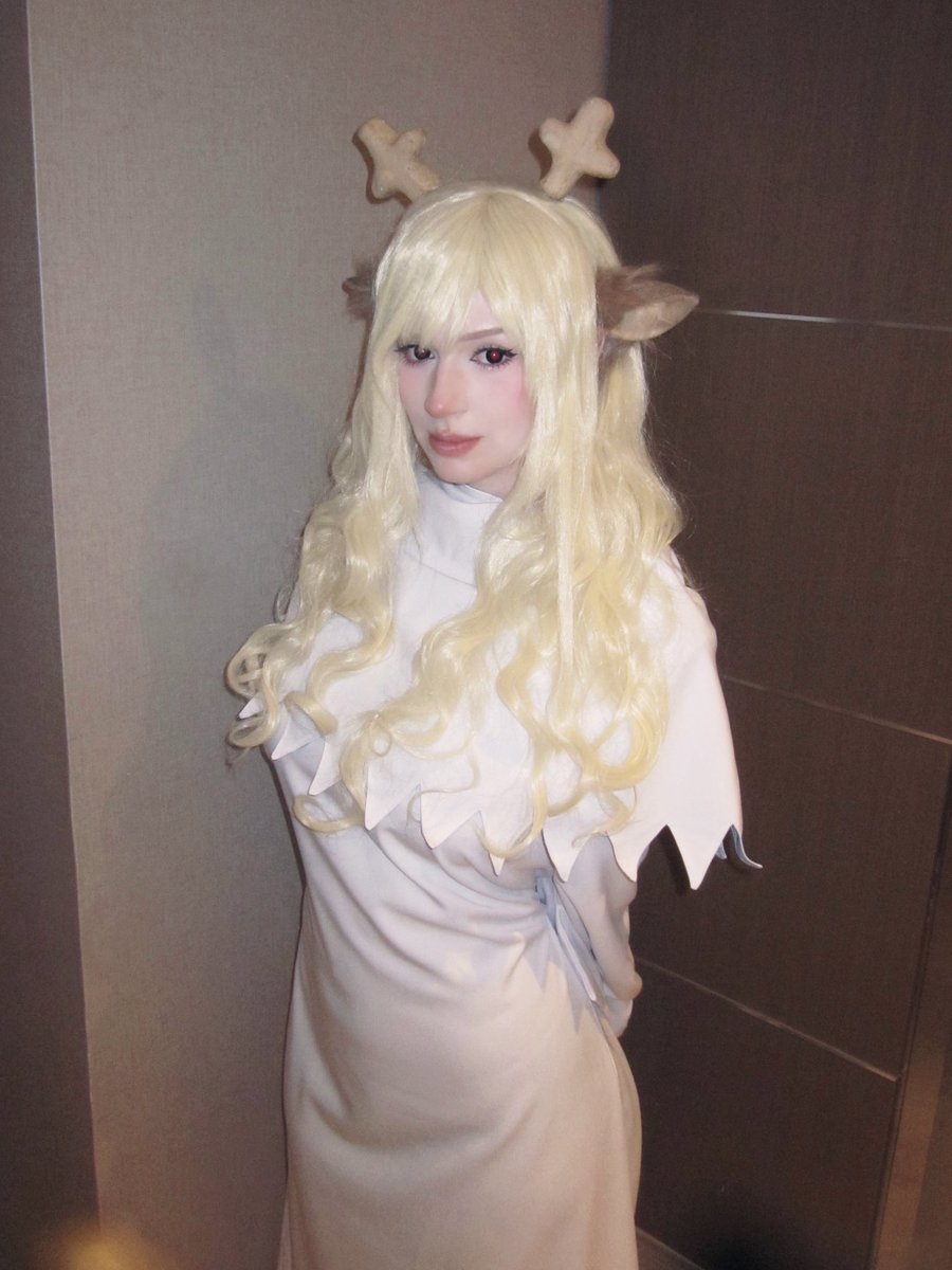 noelle from deltarune ❄️ https://t.co/sqQr8b6JHH