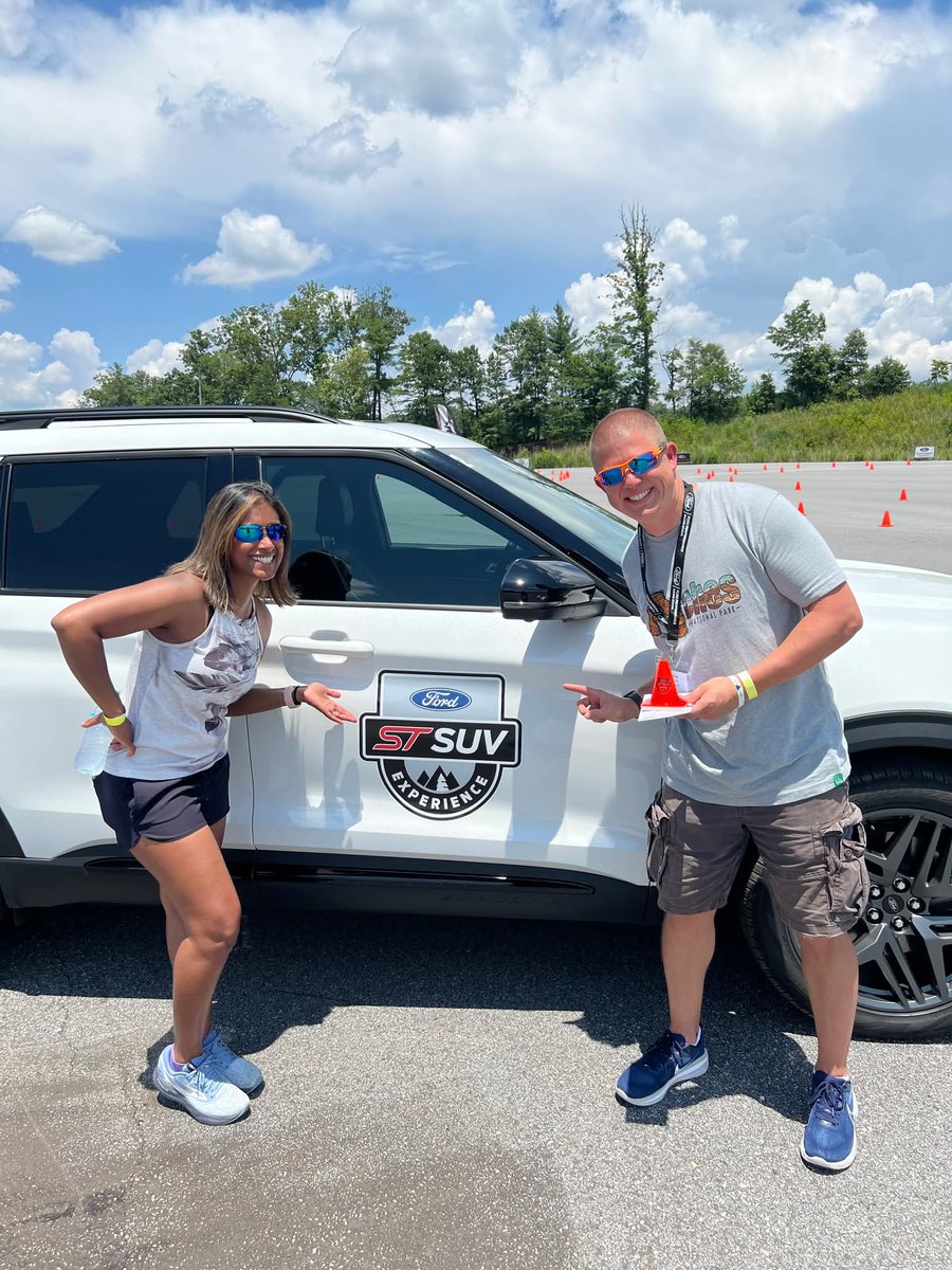 FPRacingSchool's tweet image. Congrats to the drivers with the best @CastrolUSA Edge Auto-X times from week 13 at the Ford Performance #STSUVExperience in Asheville, NC. 

🏁 Adam Schwab 29.05
Mark Gauding 29.146
Kirk McClellan 30.179
Doug Pope 31.665

#fordperformanceracingschool
#performancedriving