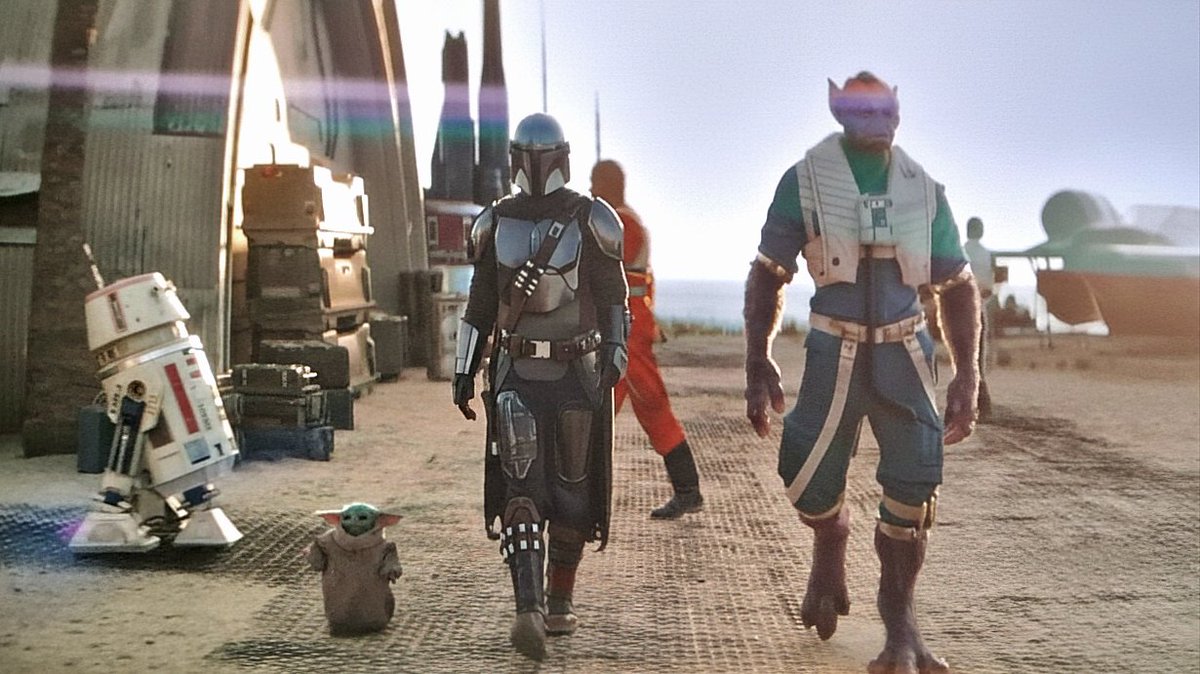 ¡Imagen en HD de Din Djarin, Zeb Orrelios y Grogu en la base Adelphi en 'THE MANDALORIAN AND GROGU'!

Esta es otra imagen que tenía muchas ganas de editar para tener en mejor calidad.
¡Espero que os guste! 🫡