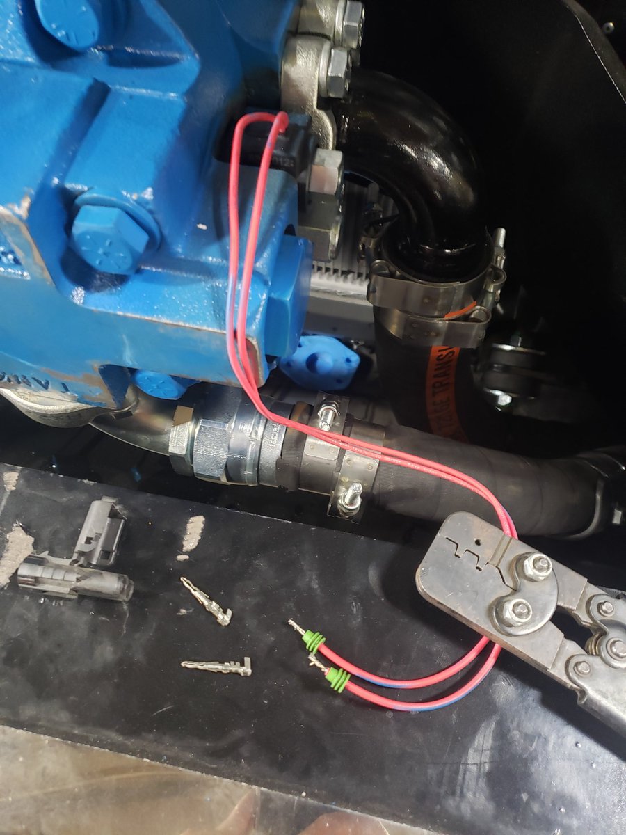 empwisefang's tweet image. open.spotify.com/track/48bqizsd…